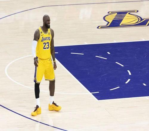 月起,里斯,詹姆斯首度,爱游戏app,爱游戏官网,爱游戏体育官网,爱游戏体育app