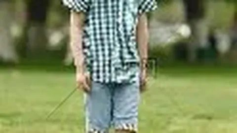 广州队四轮前成功逆袭江西庐山队，锁定保级胜局。