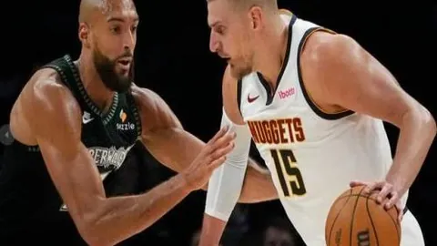 NBA常规赛：国王击败76人